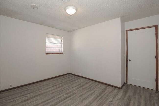 Building Photo - 24 SW 54th St