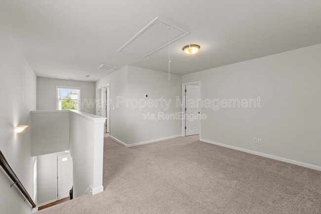 Building Photo - 4136 Thimbleberry Dr