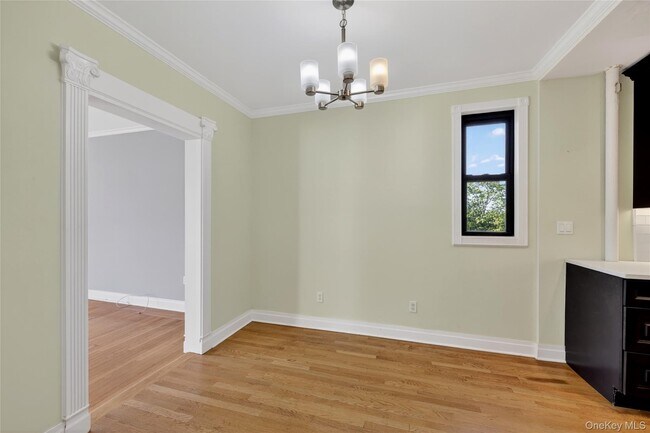 Building Photo - 64 Sagamore Rd