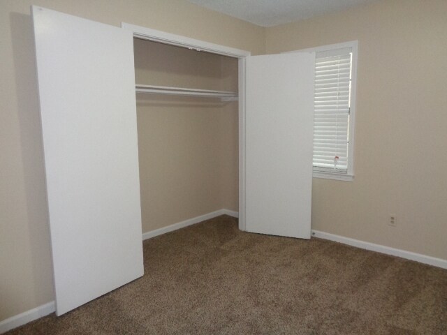 Building Photo - 3831 Innsbrook Dr