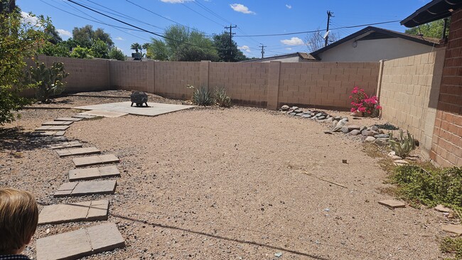 Building Photo - 8507 E Mariposa Dr