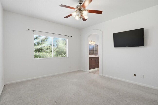 Building Photo - 4089 Monte Verde Dr