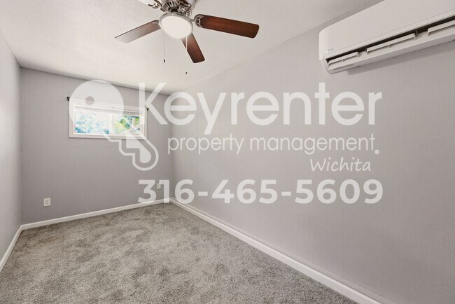 Building Photo - Cute 1 bedroom guesthouse in a great neighborhood, close to Wesley Hospital and local restaurants!