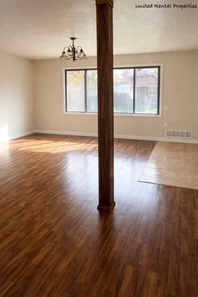 Building Photo - 690 Holbrook Drive