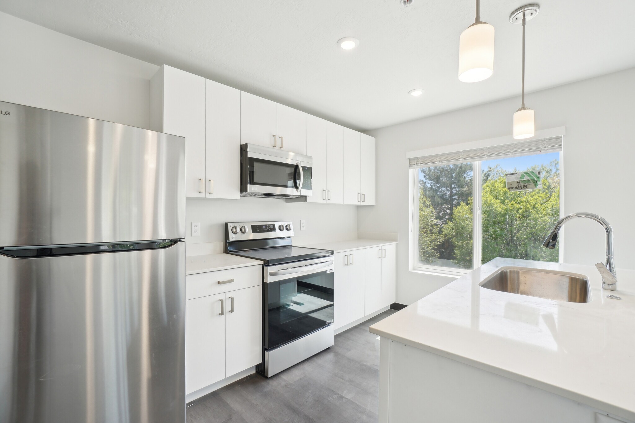 Building Photo - 1326 S 500 E
