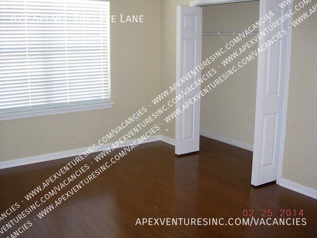 Building Photo - 822 Spence Enclave Ln
