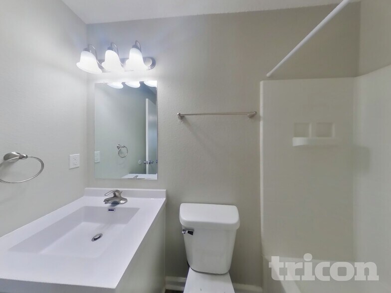 Building Photo - 1256 Odell Ln