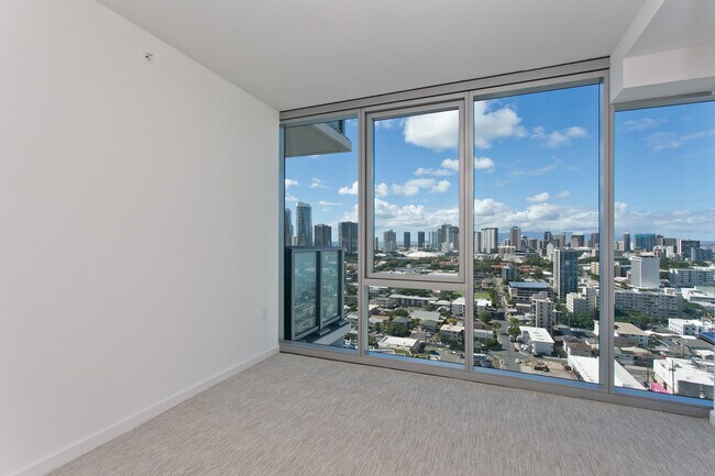 Building Photo - 1515 Liona St