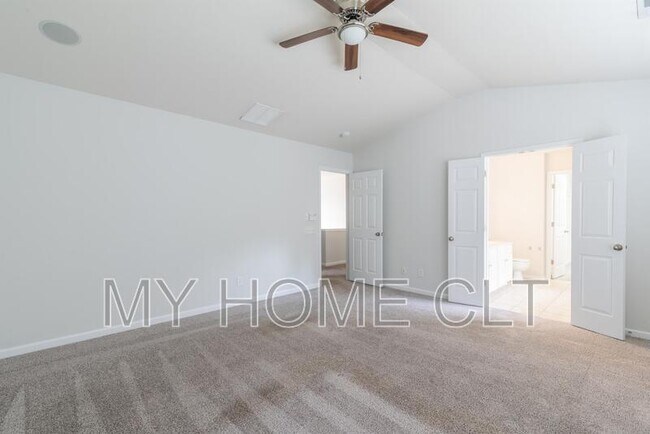 Building Photo - 2108 Arbor Vista Dr