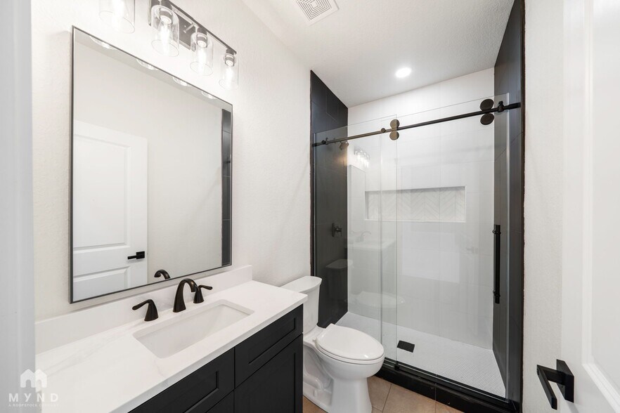 Building Photo - 247 Princeton Ave