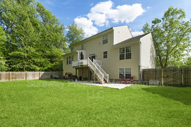 Building Photo - 13 Grist Mill Ct