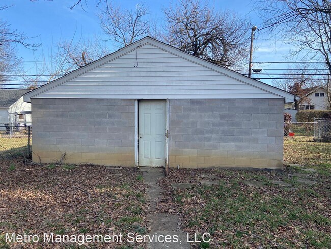 Building Photo - 3 br, 2.5 bath House - 809 Cecil