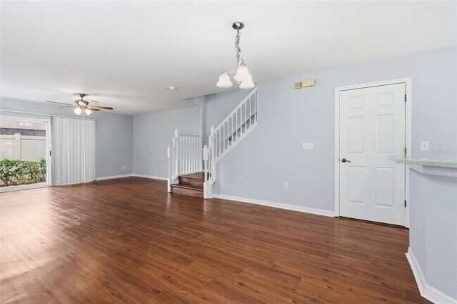 Building Photo - 2505 Harn Blvd