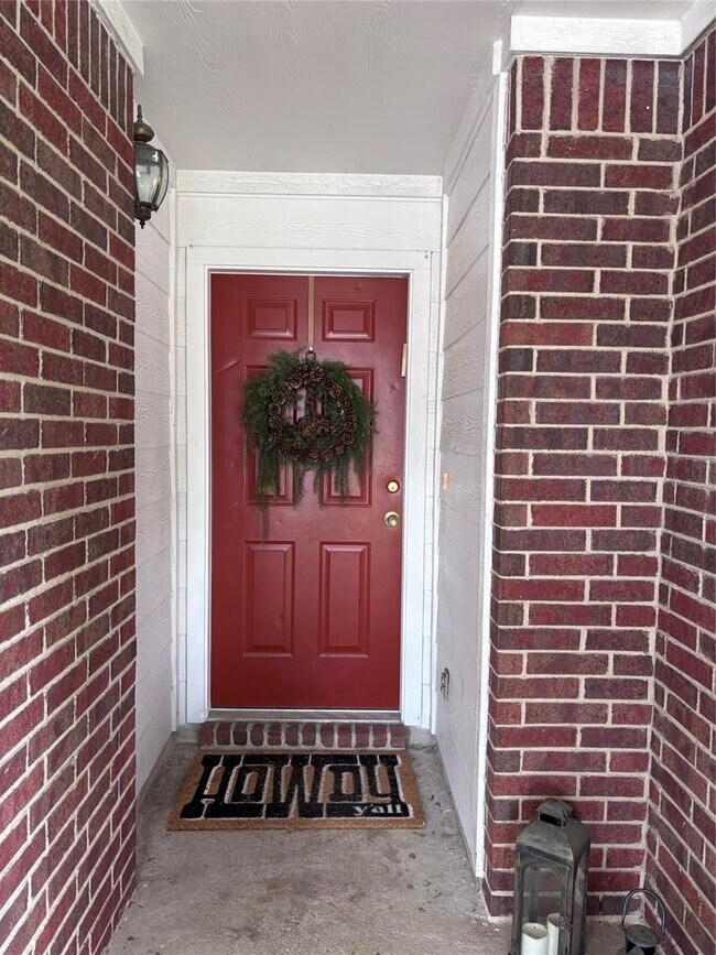 Building Photo - 14901 Sand Dollar Ct