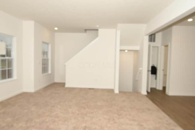 Building Photo - 130 Dusky Willow Dr