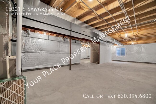 Building Photo - 15301 S Sawgrass Cir