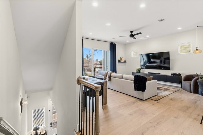 Building Photo - 4905 Avenue J