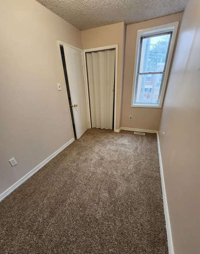 Building Photo - 3129 N Bambrey St