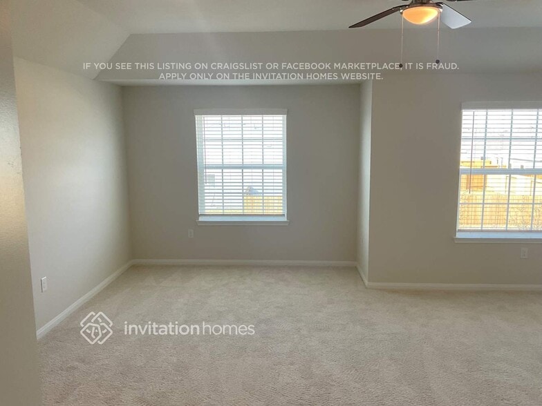 Building Photo - 8206 Sunberry Shadow Dr