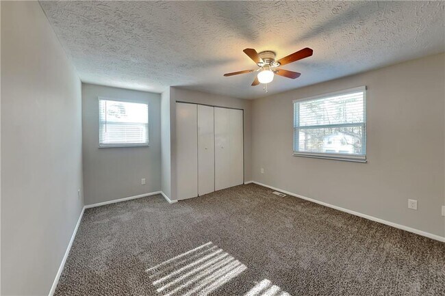 Building Photo - 455 Sheringham Ct