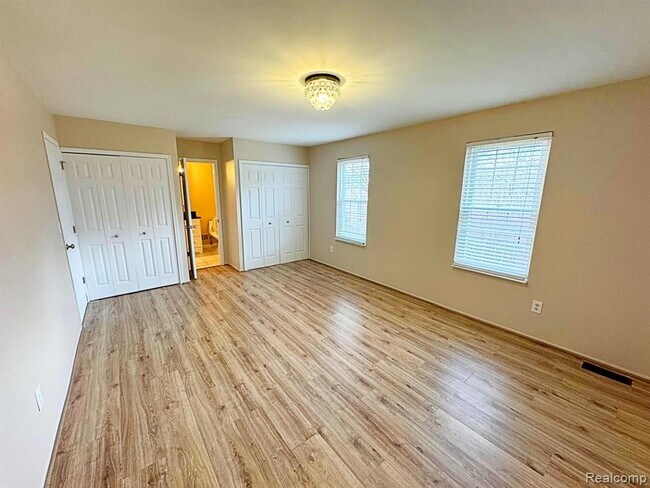 Building Photo - 19479 Scenic Harbour Dr