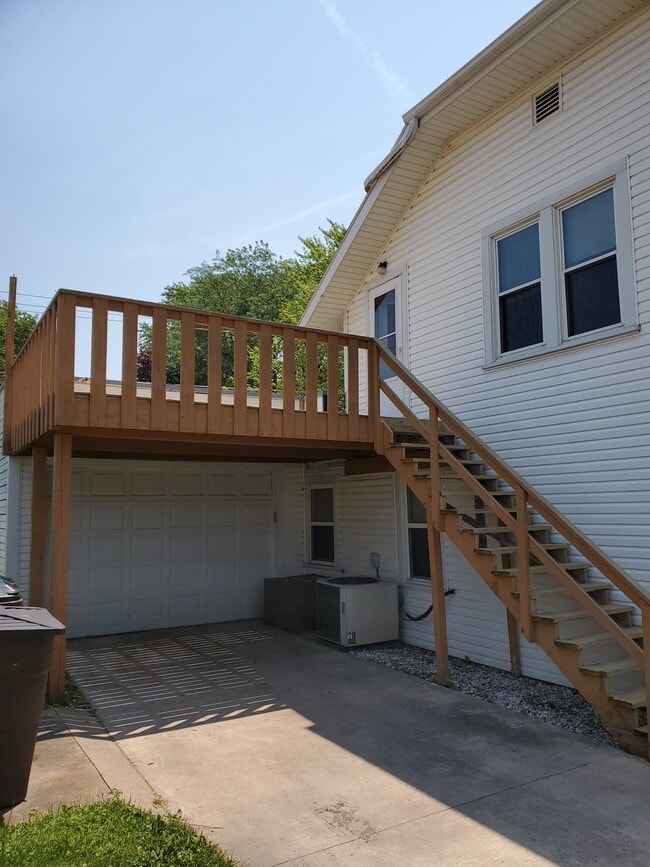 Primary Photo - 1814 Summer St