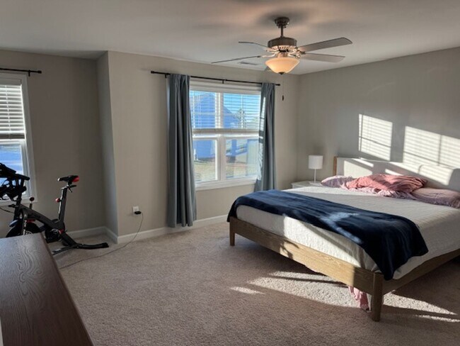 Building Photo - Beautiful 4 Bedroom Home In Oyster Landing- Fenced in Backyard and Community Pool- Available begi...