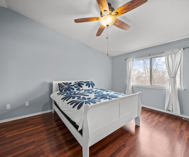 Building Photo - 1696 Reserve Ct