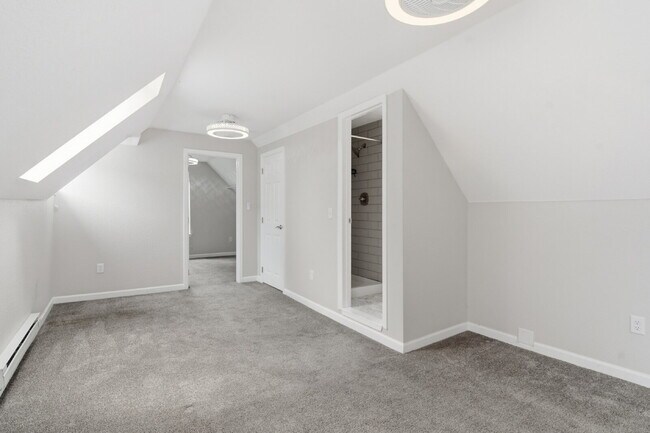 Building Photo - $2,995.95- 3 Bed, 2 Bath Home in Highlands Ranch with In Unit Laundry!