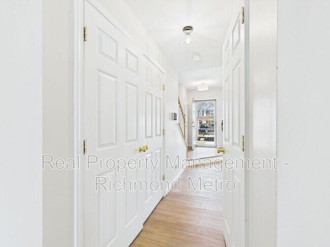 Building Photo - 1149 Grand Brook Dr
