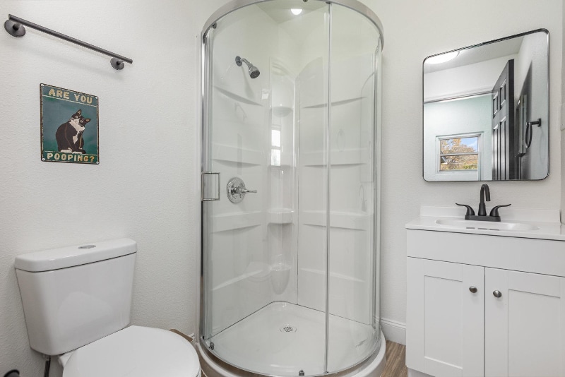 Building Photo - 733 Tarpon Ave