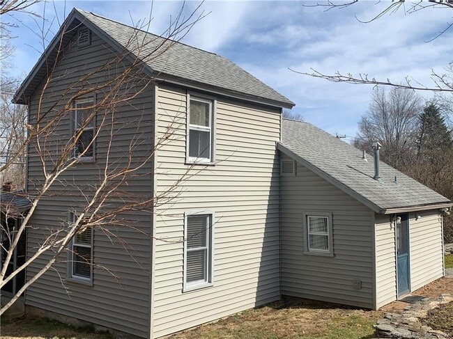 Building Photo - 39 Damascus Rd