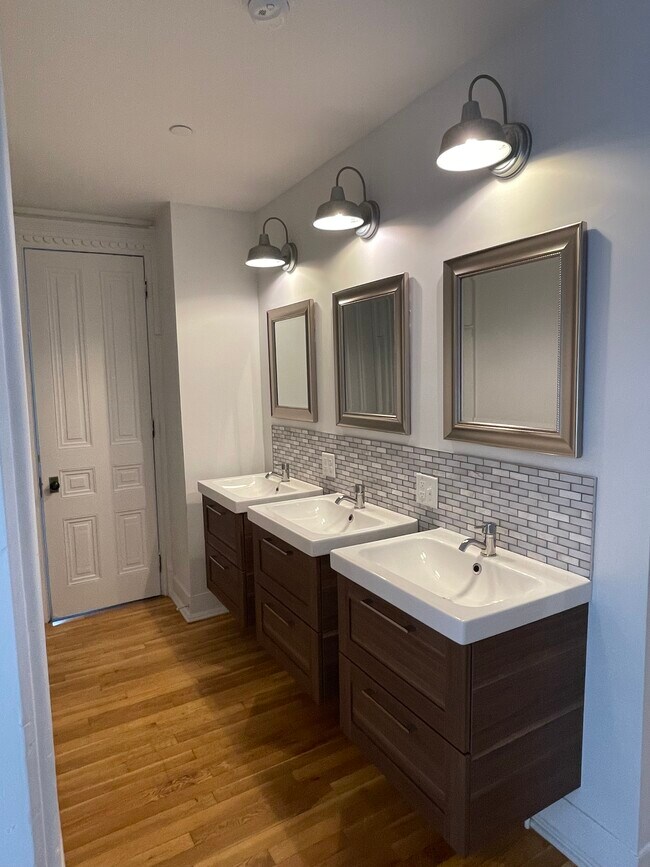 Building Photo - 53 Main St