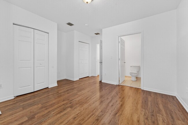 Building Photo - 3635 Sonoma Dr