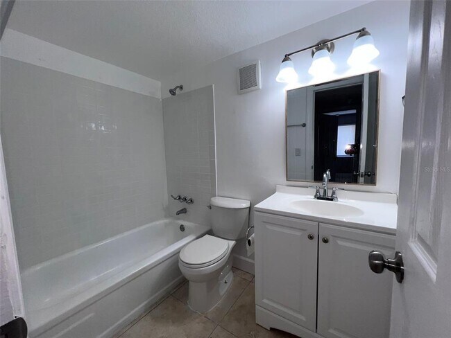 Building Photo - 4711 S Texas Ave