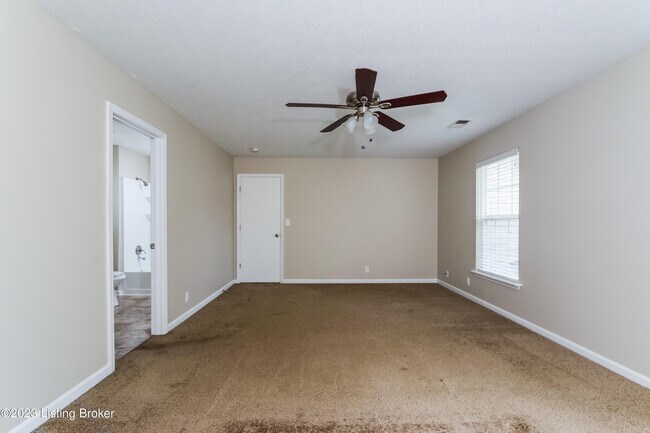 Building Photo - 8104 Apple Valley Dr