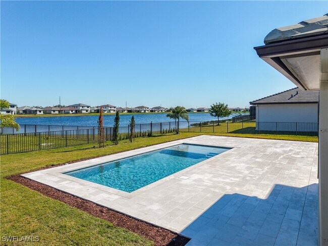 Building Photo - 5046 Panella Ave