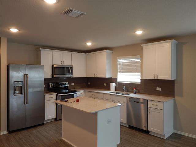 Building Photo - 4633 Benham Dr