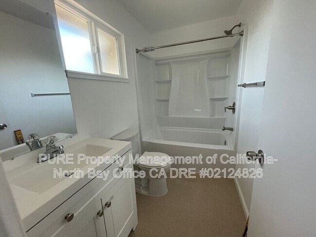 Building Photo - 470 Sherry Dr