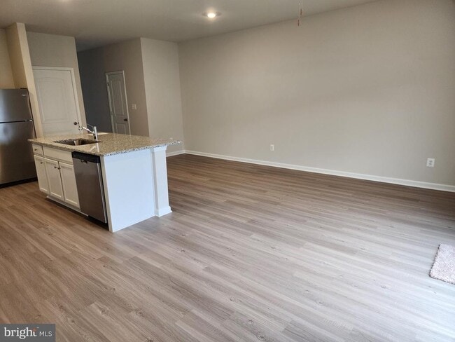 Building Photo - 69 Cramsford St