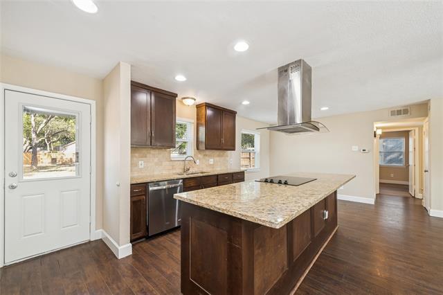 Building Photo - 732 Melrose Dr