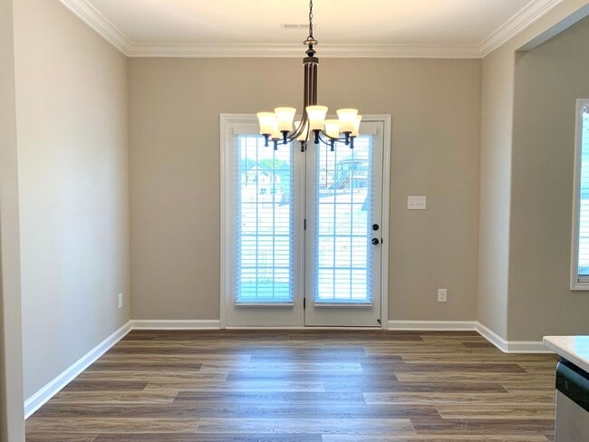 Building Photo - 413 Ayden Ln