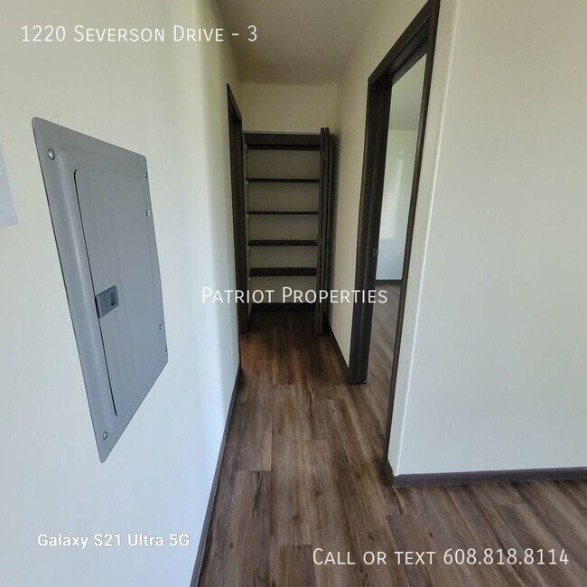 Building Photo - 1220 Severson Dr