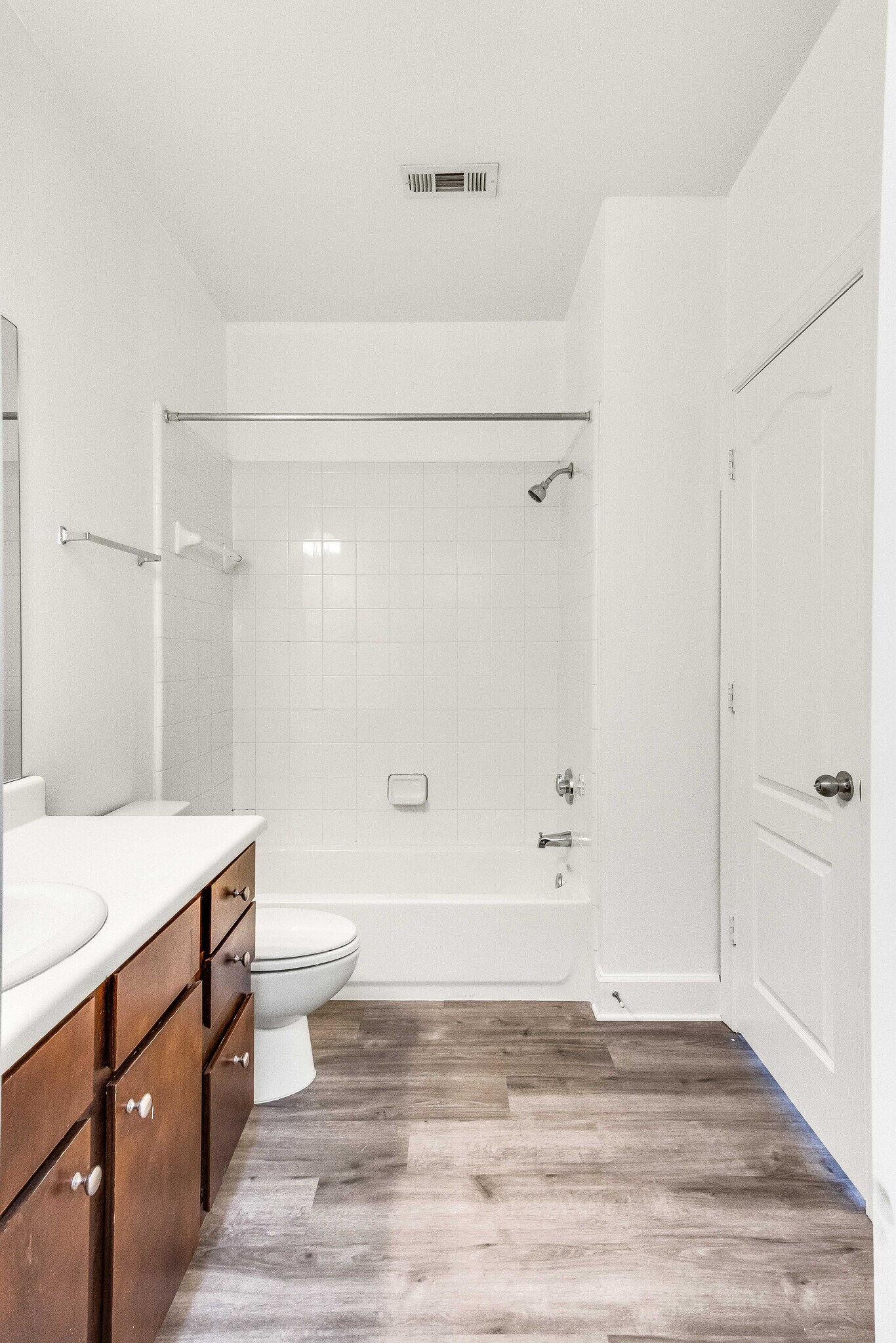 Bathroom - 1901 Crossing Pl