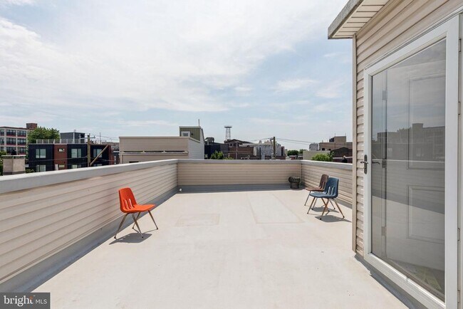 Building Photo - 2529-35 Frankford Ave