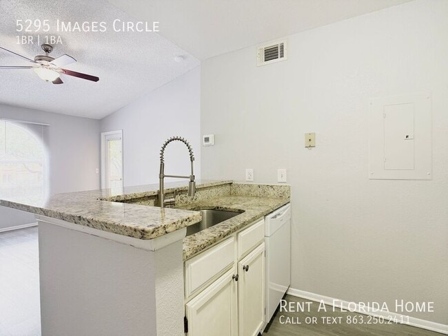 Building Photo - 5295 Images Cir
