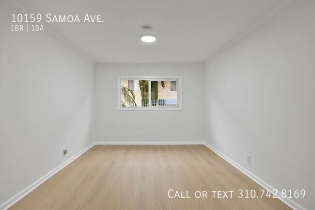 Building Photo - 10159 Samoa Ave