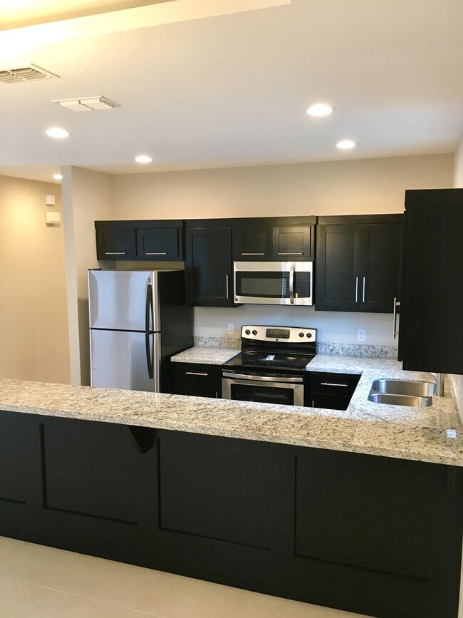 Building Photo - 3011 Javalina Ave