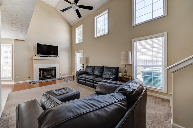 Building Photo - 13226 Aventide Ln