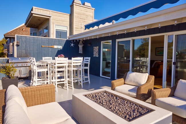 Building Photo - 14 Westwind St